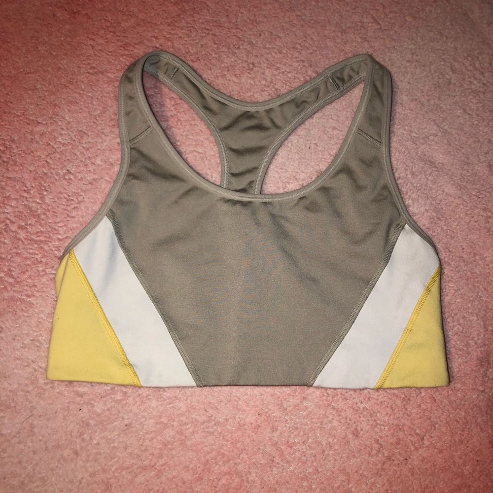 Sports bra